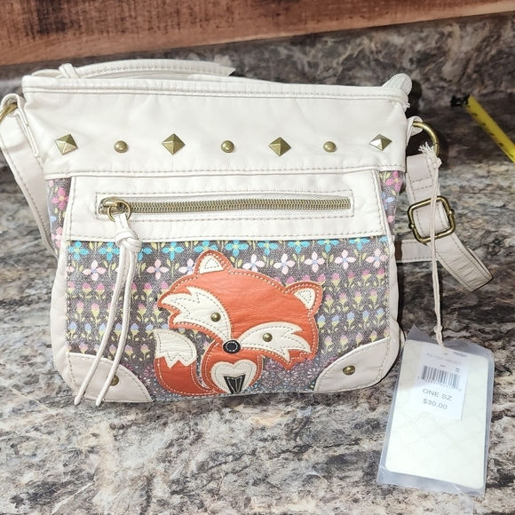 UNIONBAY Handbags - Unionbay  Fox cross body bag purse